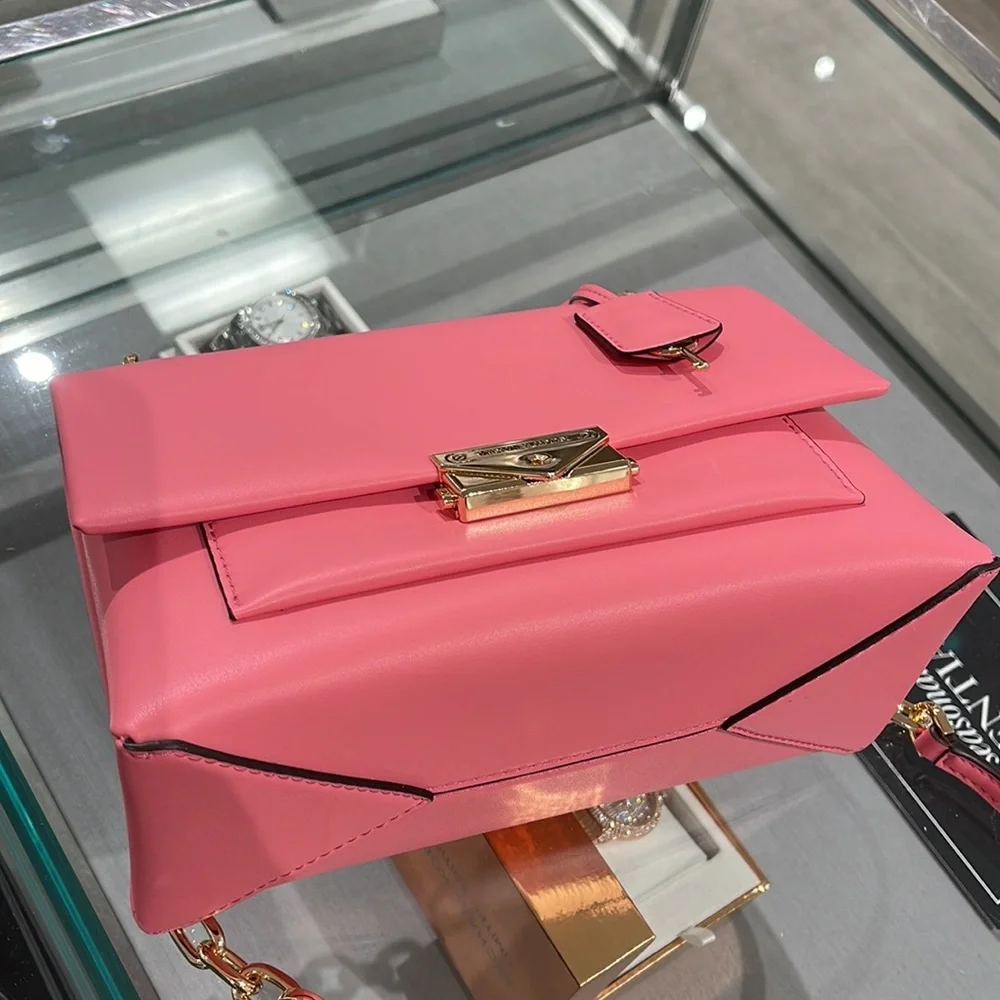 MICHAEL KORS
Cece Medium Faux Leather PKT Shoulder Satchel Crossbody Bag
NWT - Picture 15 of 16